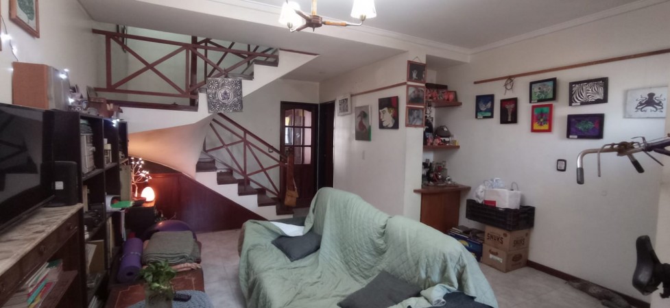 VENTA DE TRIPLEX QUILMES OESTE