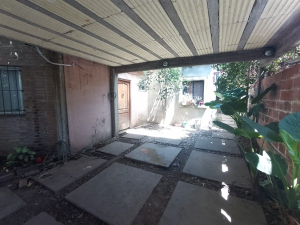 NV - Retasado! Venta casa en Berazategui