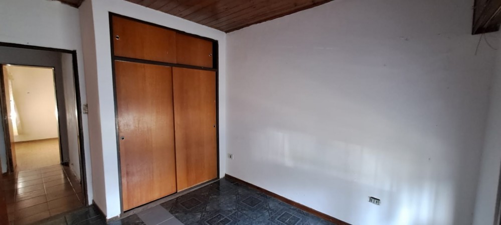 Venta casa sobre calle Gral Acha 