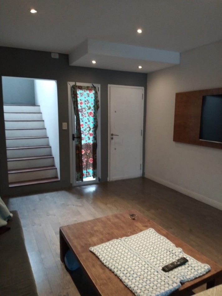 MS - Venta de Casa Espaciosa con Piscina y Quincho