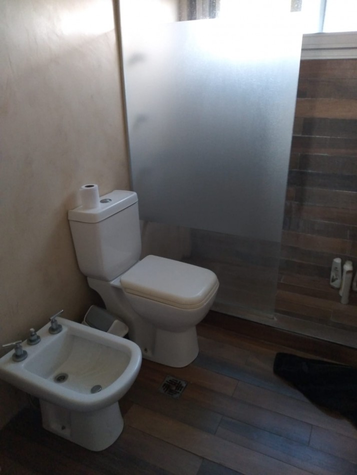 MS - Venta de Casa Espaciosa con Piscina y Quincho