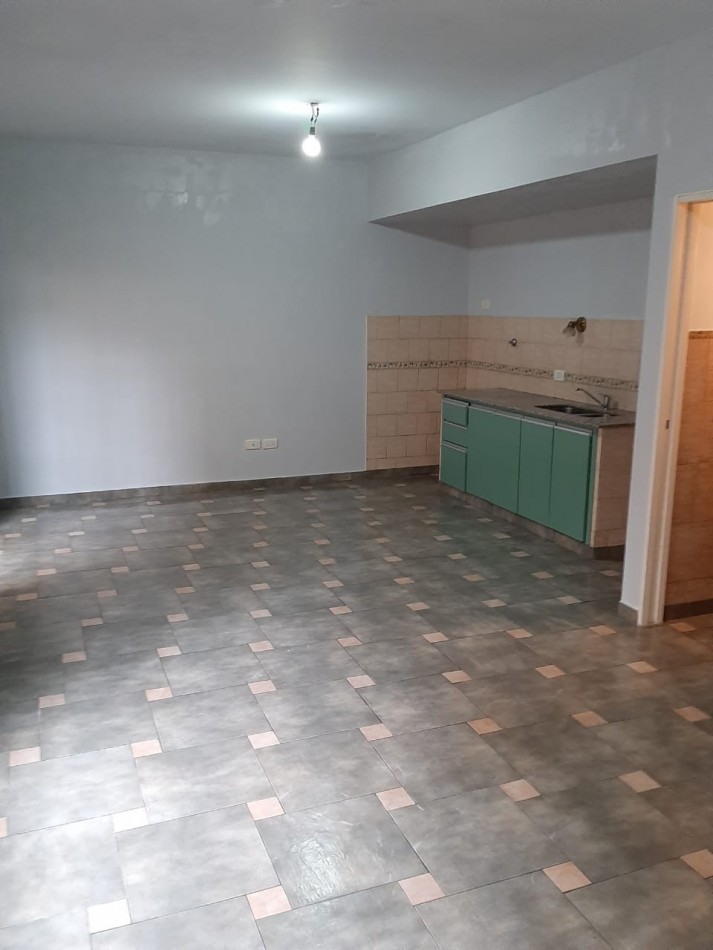 NV - VENTA DE CUATRO DUPLEX CON COCHERA EN BERNAL