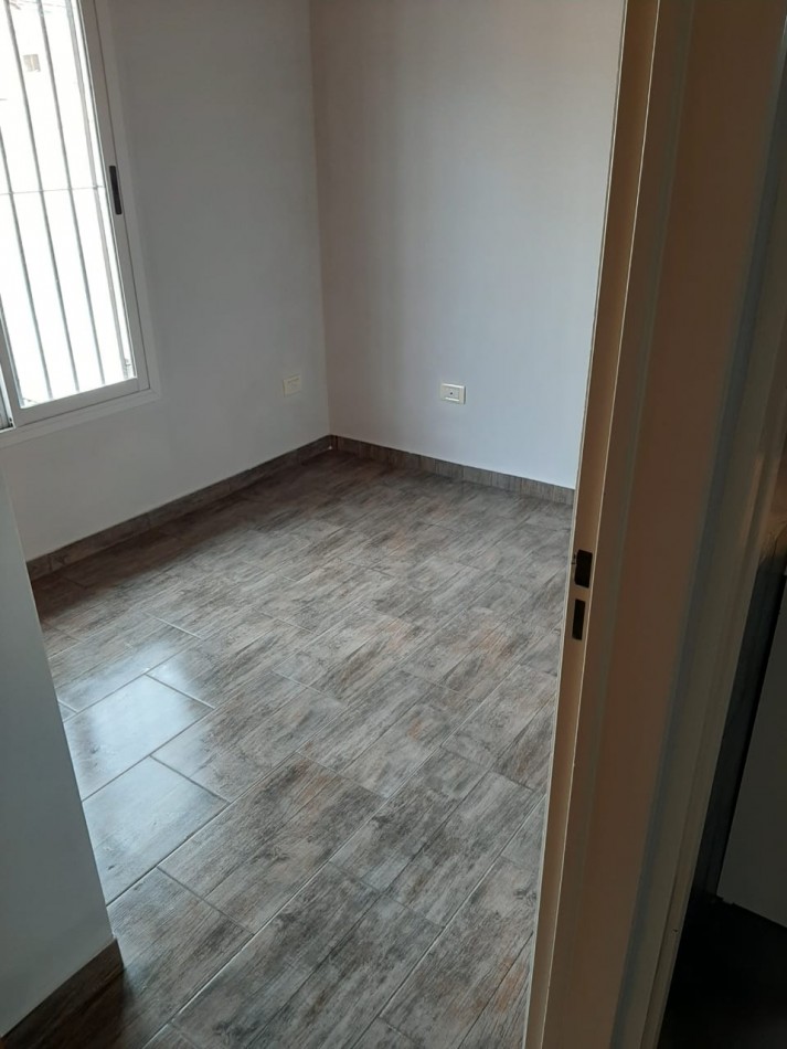 NV - VENTA DE CUATRO DUPLEX CON COCHERA EN BERNAL