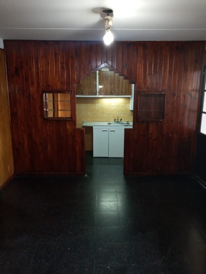 LP - Venta departamento 4 ambientes en Claypole