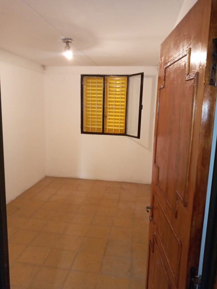 LP - Venta departamento 4 ambientes en Claypole