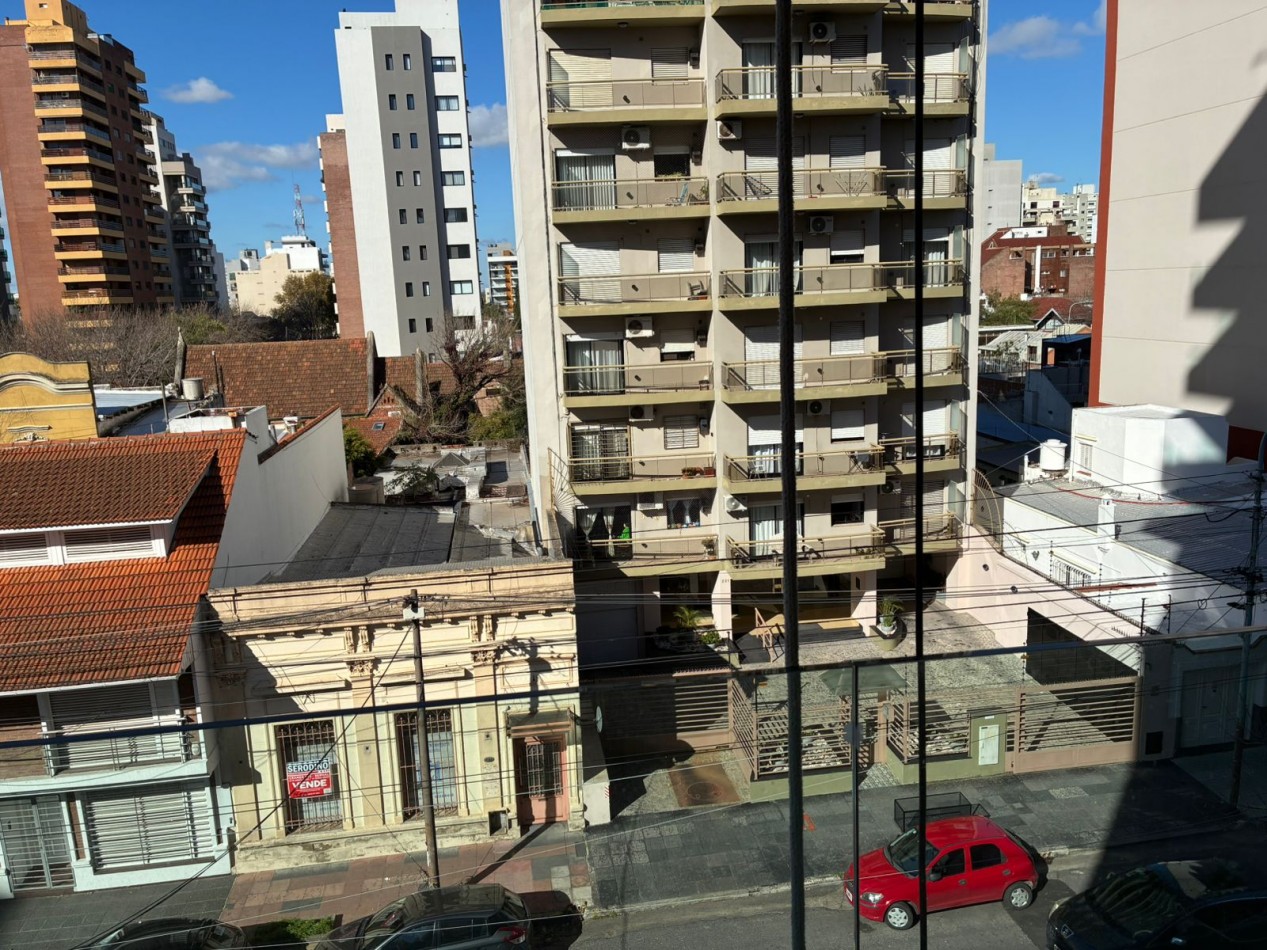 E.S. Pisos de Categoria Edificio Premiun Quilmes Centro