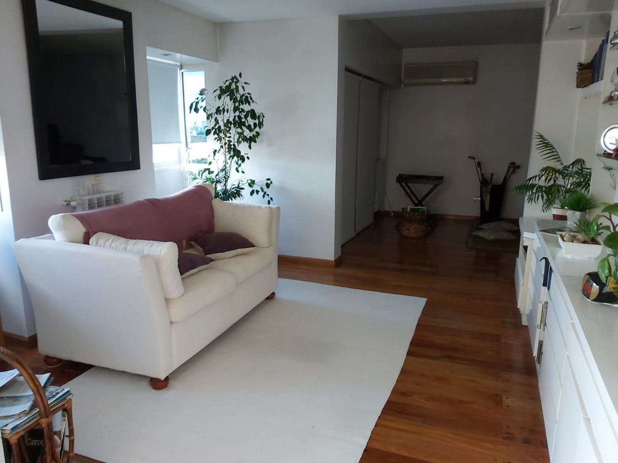 AJ - HERMOSO PISO DE 3 DORMITORIOS - ZONA PLAZA CONESA