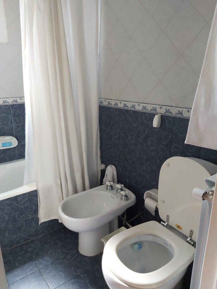 AJ - HERMOSO PISO DE 3 DORMITORIOS - ZONA PLAZA CONESA