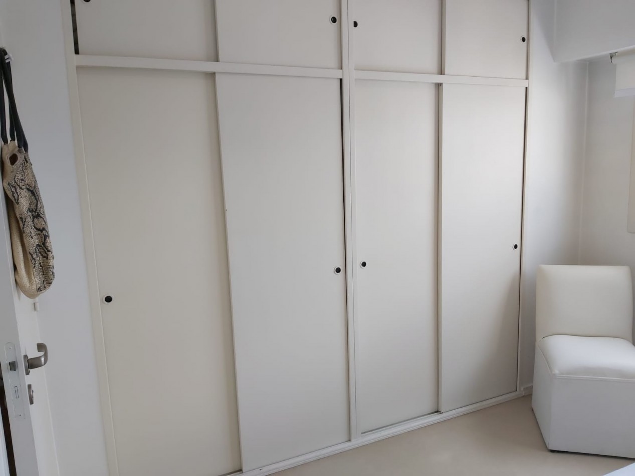 AJ - HERMOSO PISO DE 3 DORMITORIOS - ZONA PLAZA CONESA