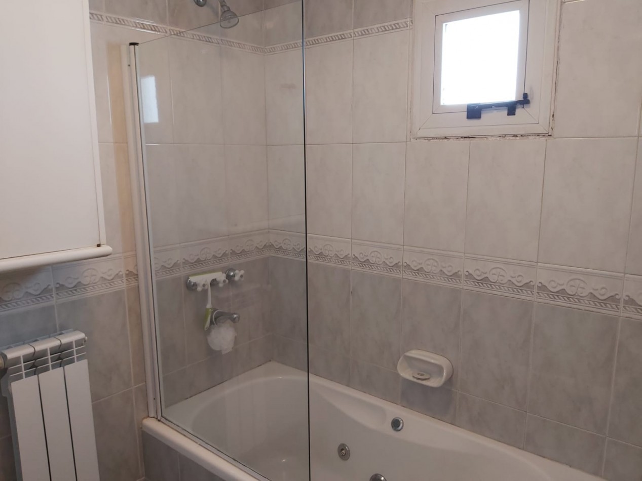 AJ - HERMOSO PISO DE 3 DORMITORIOS - ZONA PLAZA CONESA