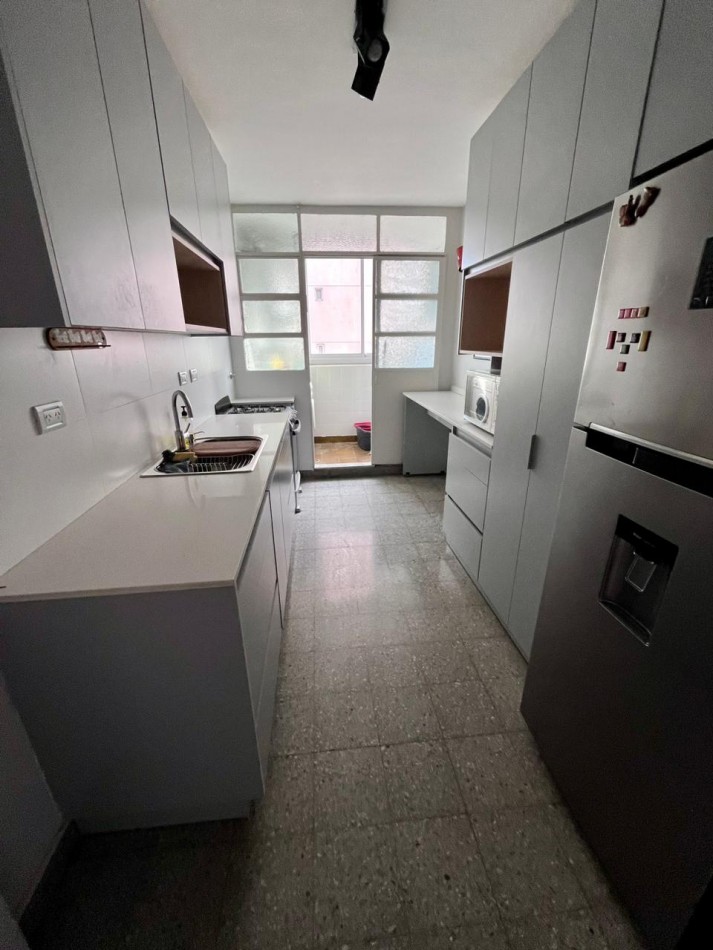 AJ - DEPARTAMENTO 3 AMBIENTES CON COCHERA
