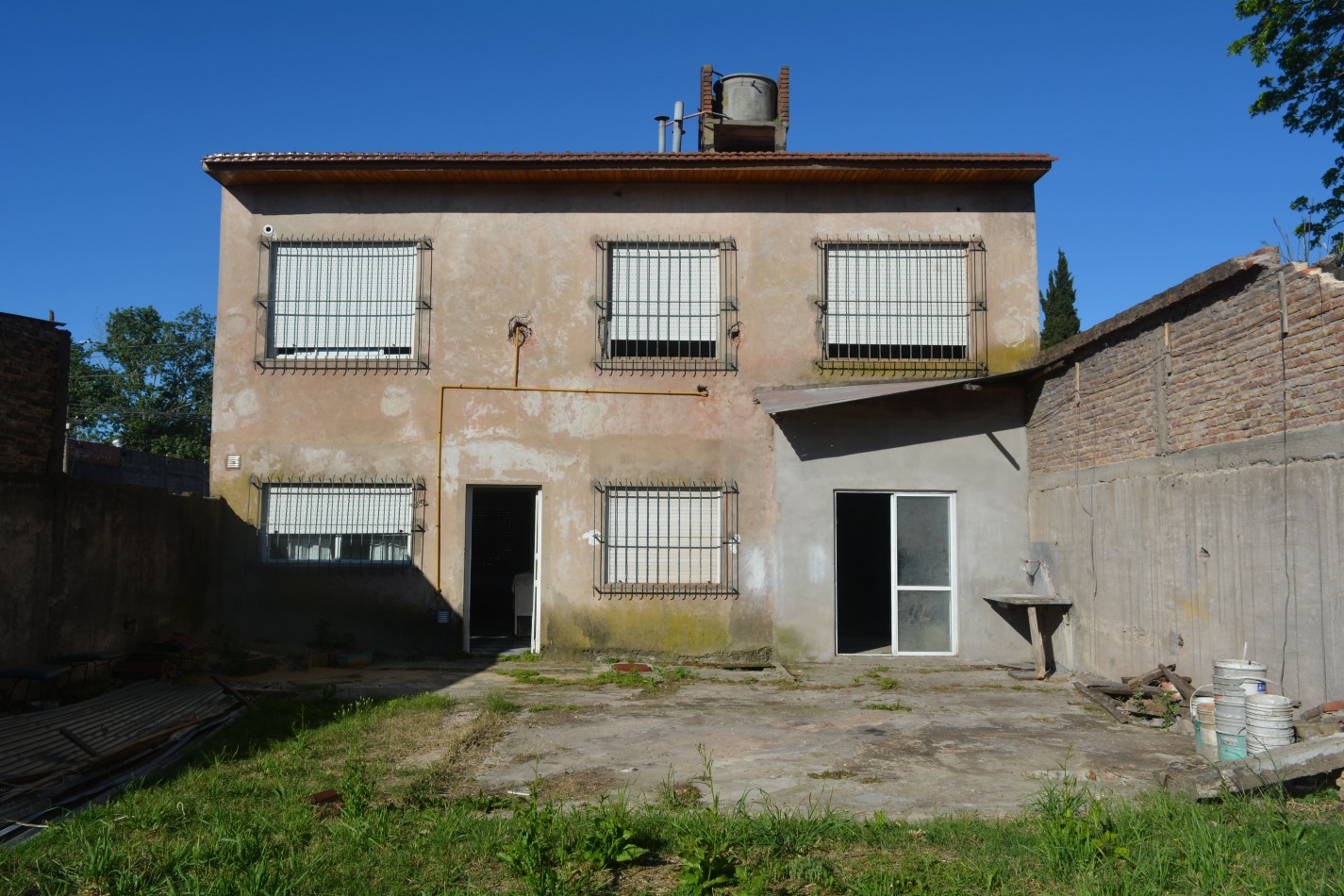 VG  Luminosa casa en venta de 6 ambientes