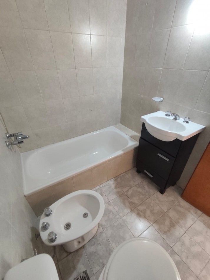 AV - Departamento 2 ambientes, Quilmes