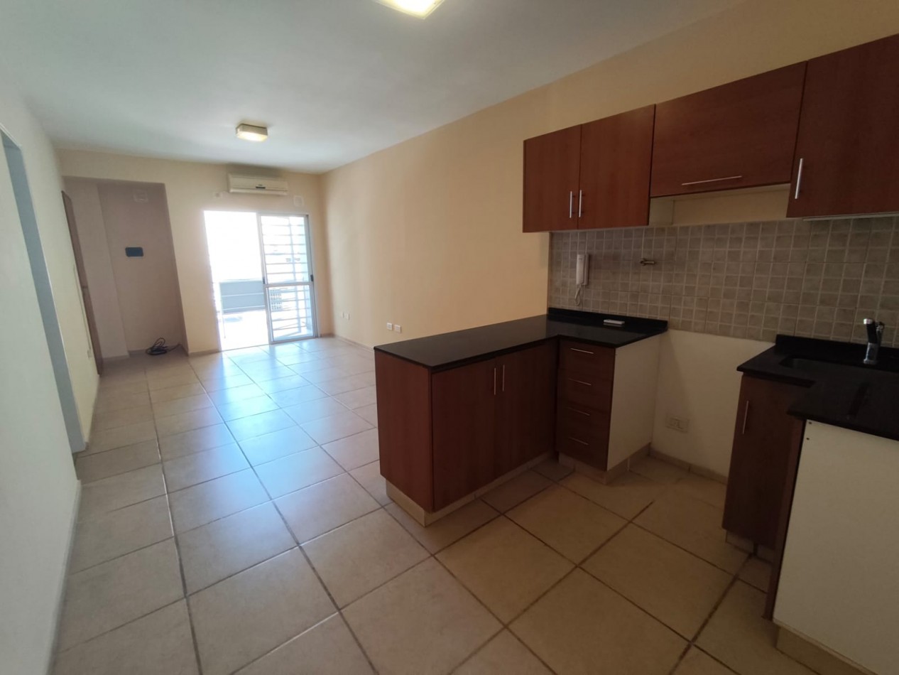 AV - Departamento 2 ambientes, Quilmes