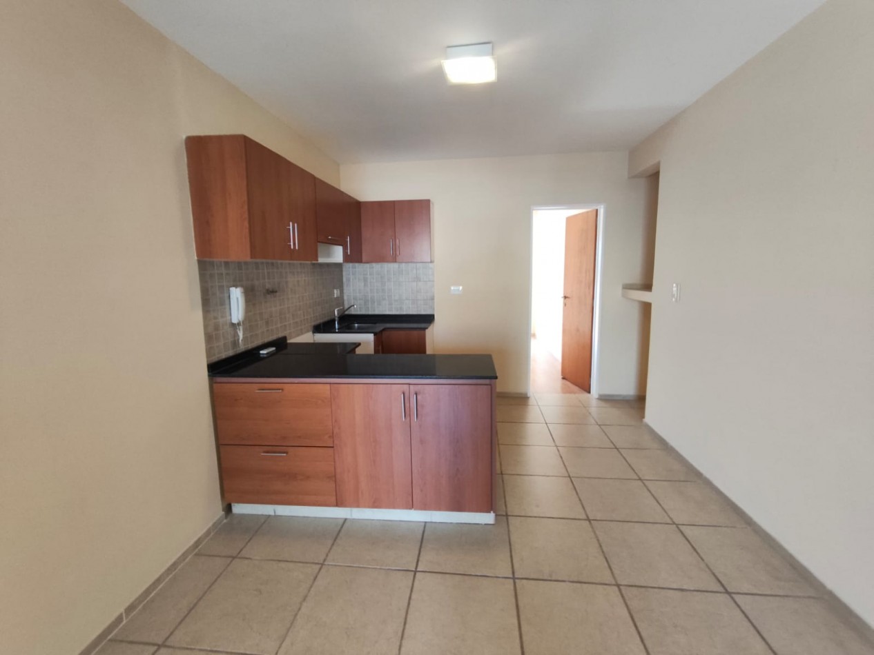 AV - Departamento 2 ambientes, Quilmes