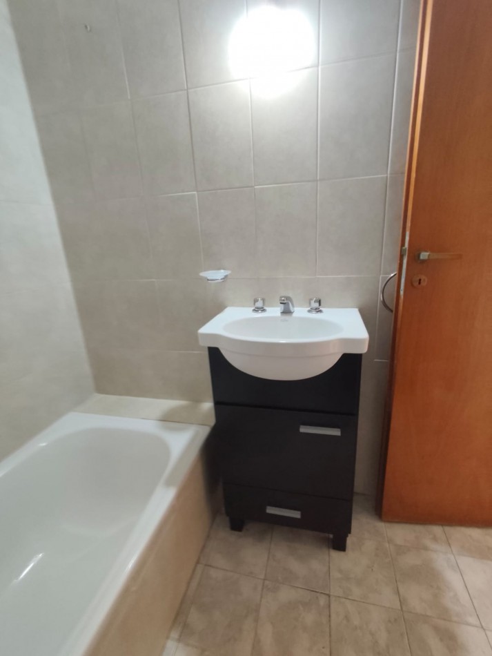 AV - Departamento 2 ambientes, Quilmes