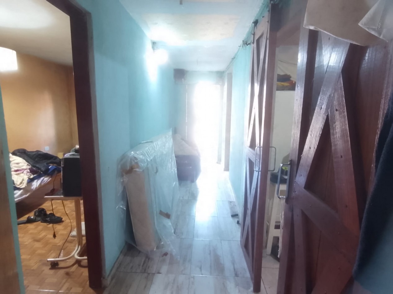 VN - Venta en block de 4 viviendas y deposito.