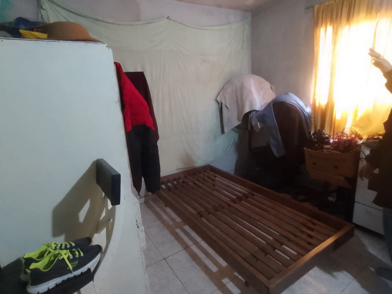 VN - Venta en block de 4 viviendas y deposito.