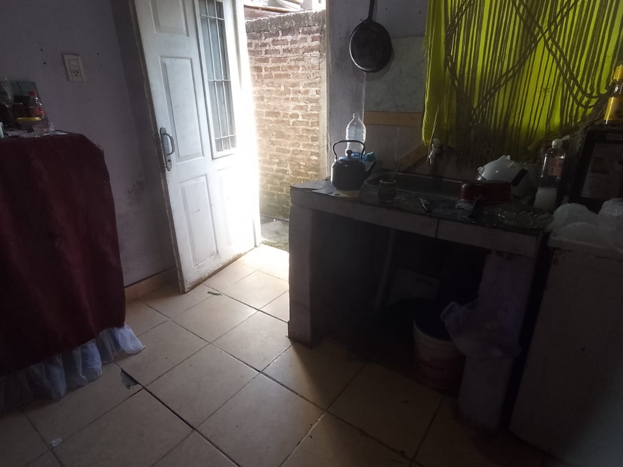 VN - Venta en block de 4 viviendas y deposito.