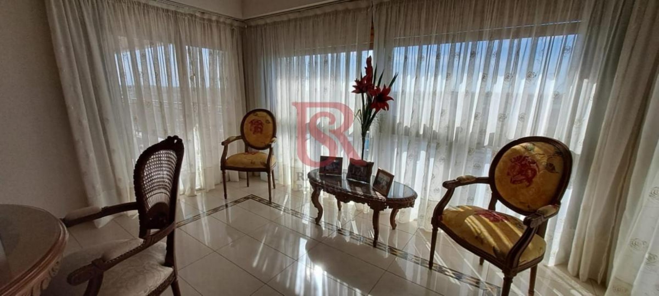 GZ- EXCLUSIVO PISO DE CATEGORIA EN EL CORAZON DE Quilmes CENTRO 