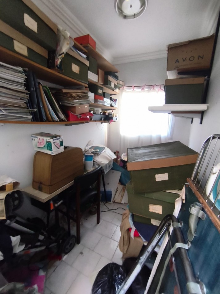 LP - Venta casa con gran lote en Quilmes centro