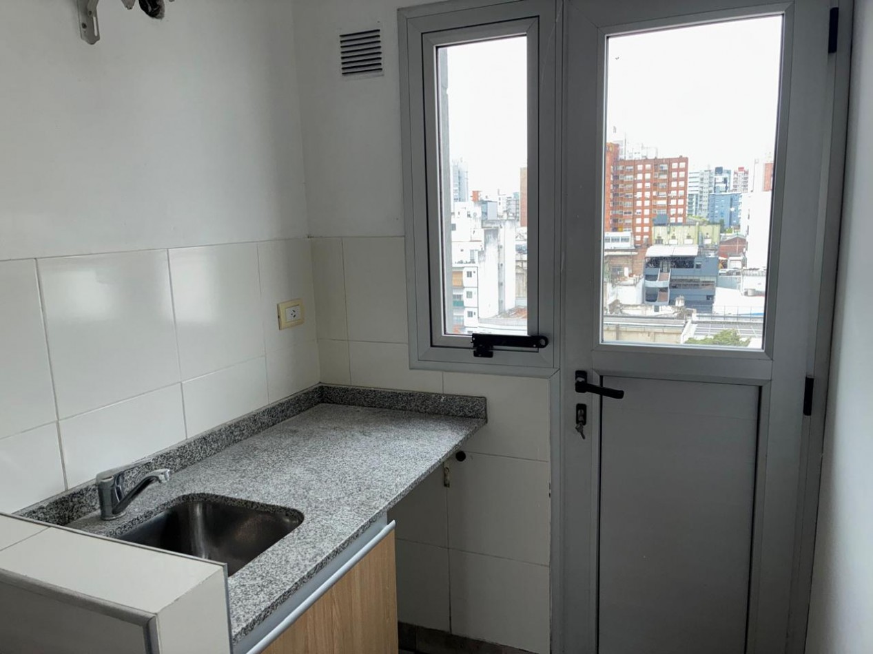 RS - Hermoso departamento 2 ambientes en Quilmes centro 