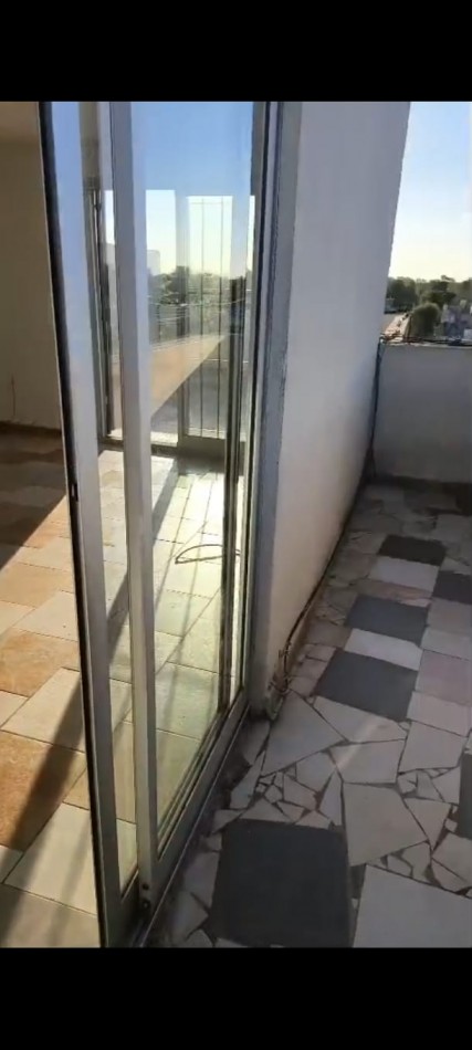FV (BF) Monoambiente con terraza en alquiler