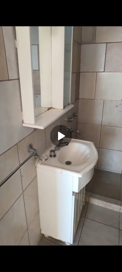 FV (BF) Monoambiente con terraza en alquiler