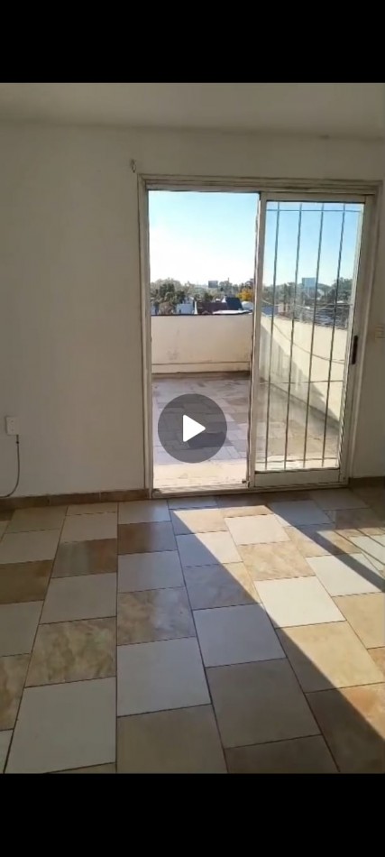FV (BF) Monoambiente con terraza en alquiler