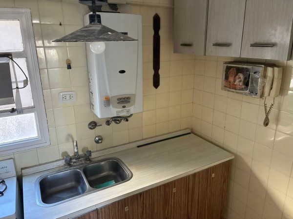 AV- Departamento 2 amb en alquiler en floresta