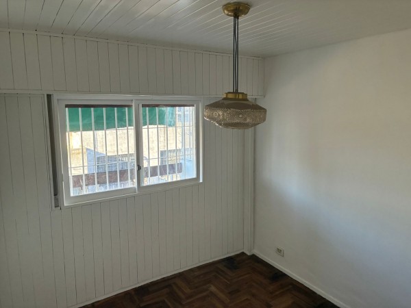 AV- Departamento 2 amb en alquiler en floresta