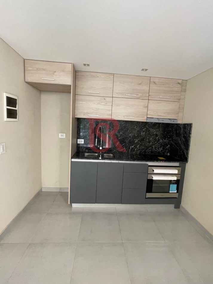 GV-Amplio departamento 3 ambientes a estrenar en muy buena ubicacion 