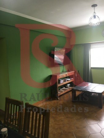 LP - Departamento de 4 ambientes, zona conesa en Quilmes. 