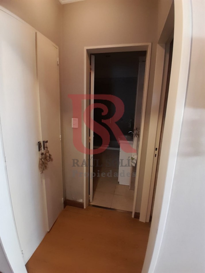 LP - Hermoso departamento dos ambientes con patio interno en Quilmes centro