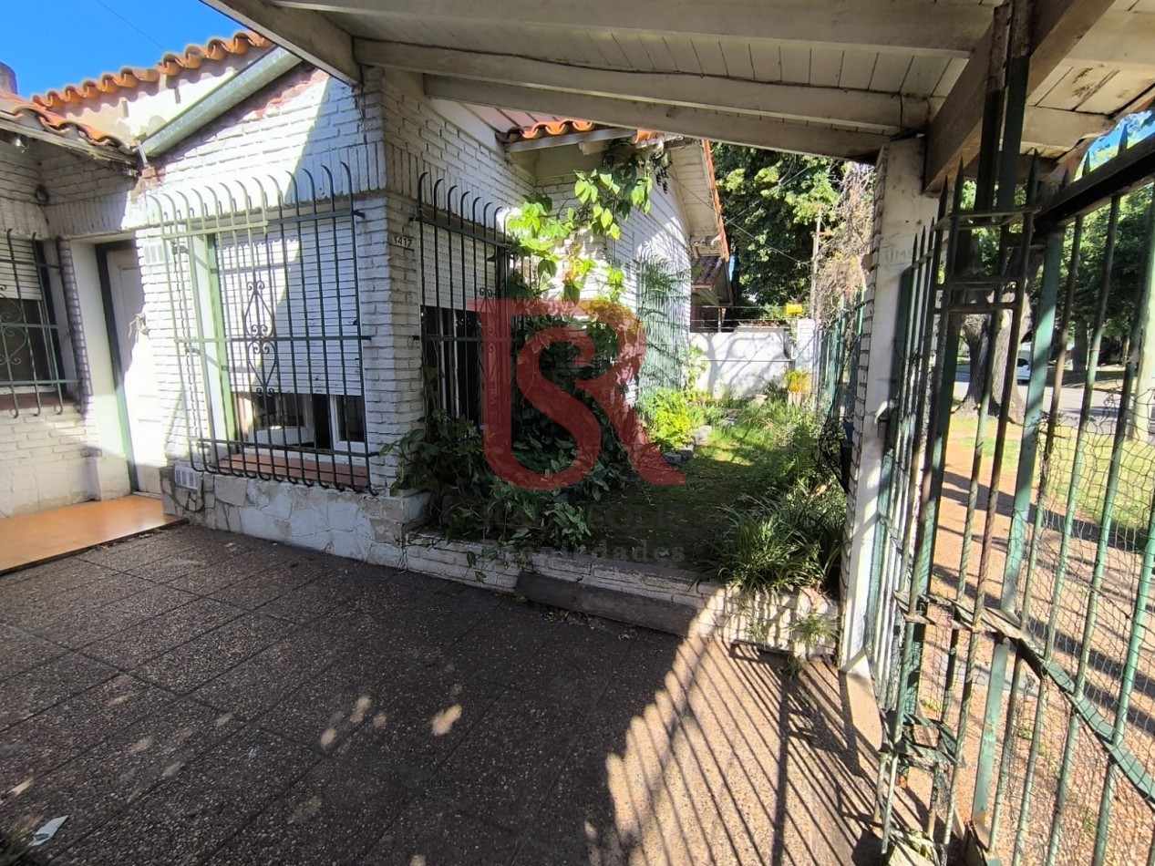 LP - Alquiler hermosa casa con patio y parrilla a metros de la estacion de Don Bosco