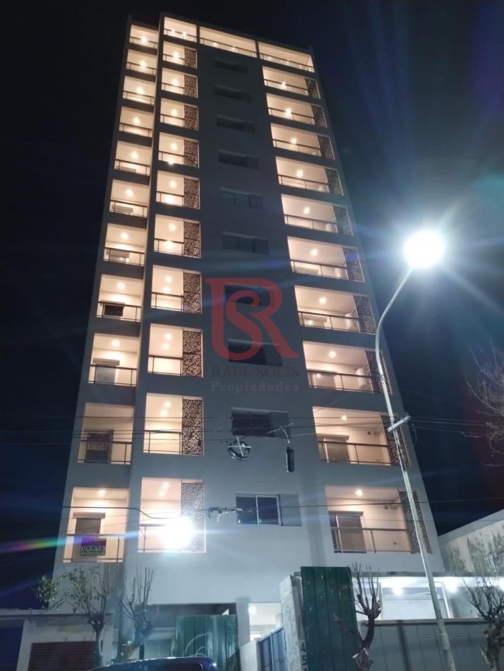 Departamento en Venta de 2 Ambientes en Berazategui