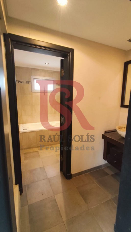 DN - Excelente casa en alquiler en Quilmes residencial!!