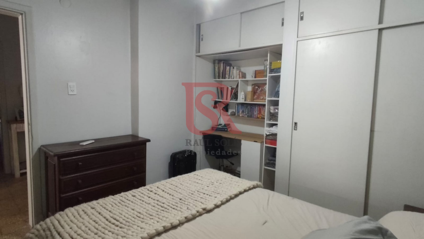 DN - Excelente ubicacion, Casa 4 ambientes en venta, Quilmes!! Apta Credito