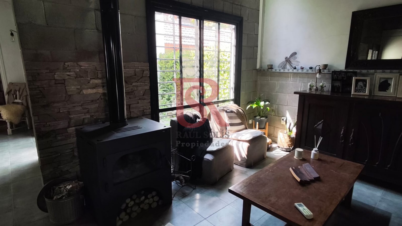 DN - Excelente ubicacion, Casa 4 ambientes en venta, Quilmes!! Apta Credito