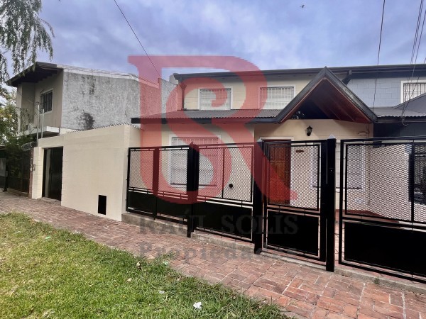 GV-ALQUILER Duplex Berazategui. IMPECABLE