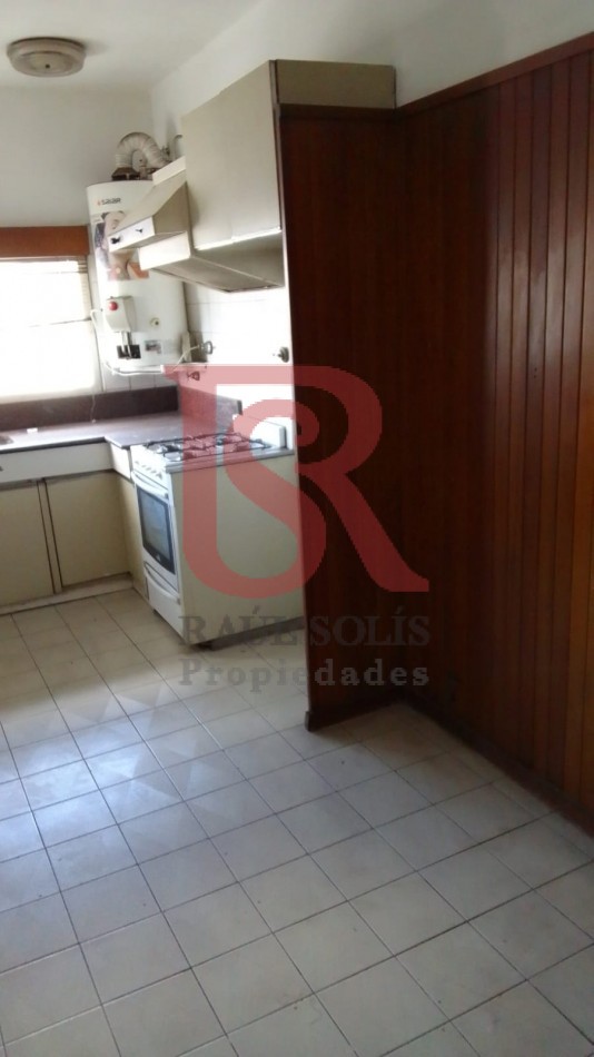 LG Alquiler Departamento de 3 ambientes, en excelente ubicacion. Boedo 510 Lomas de Zamora