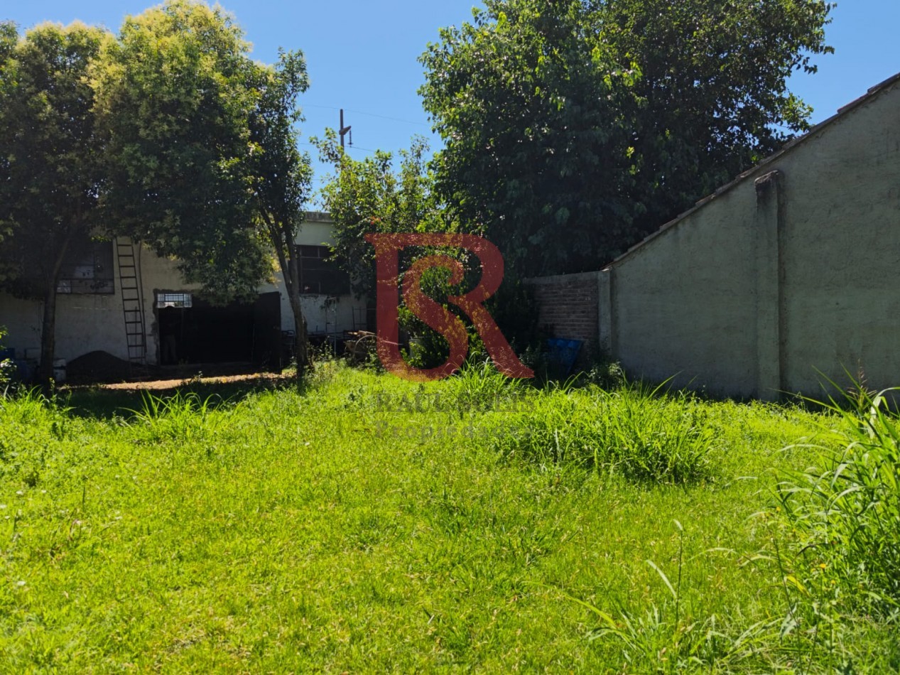 AV - Galpon/Deposito/Taller 250 m² cub con Fosa - Excelente Ubicacion