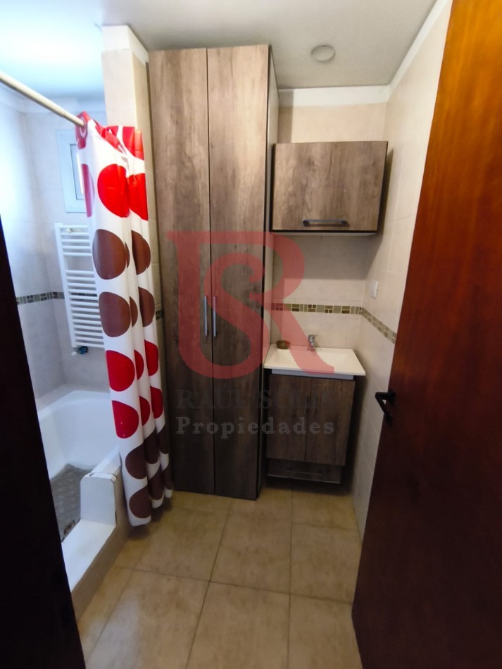LP - VENTA hermoso departamento 2 ambientes luminoso en Quilmes centro