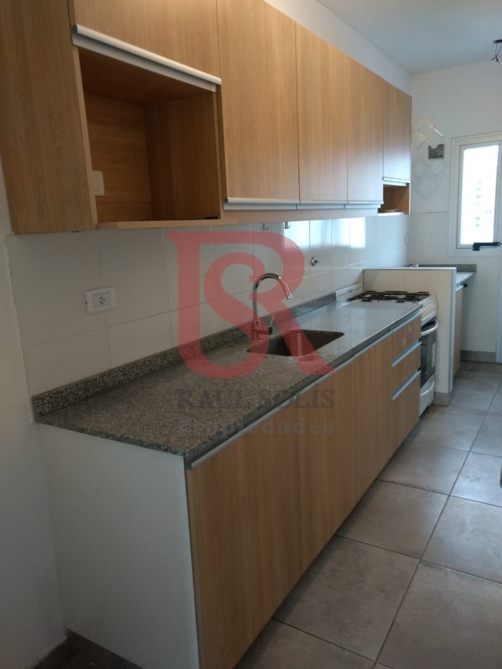 RS - Hermoso departamento 2 ambientes en Quilmes centro 