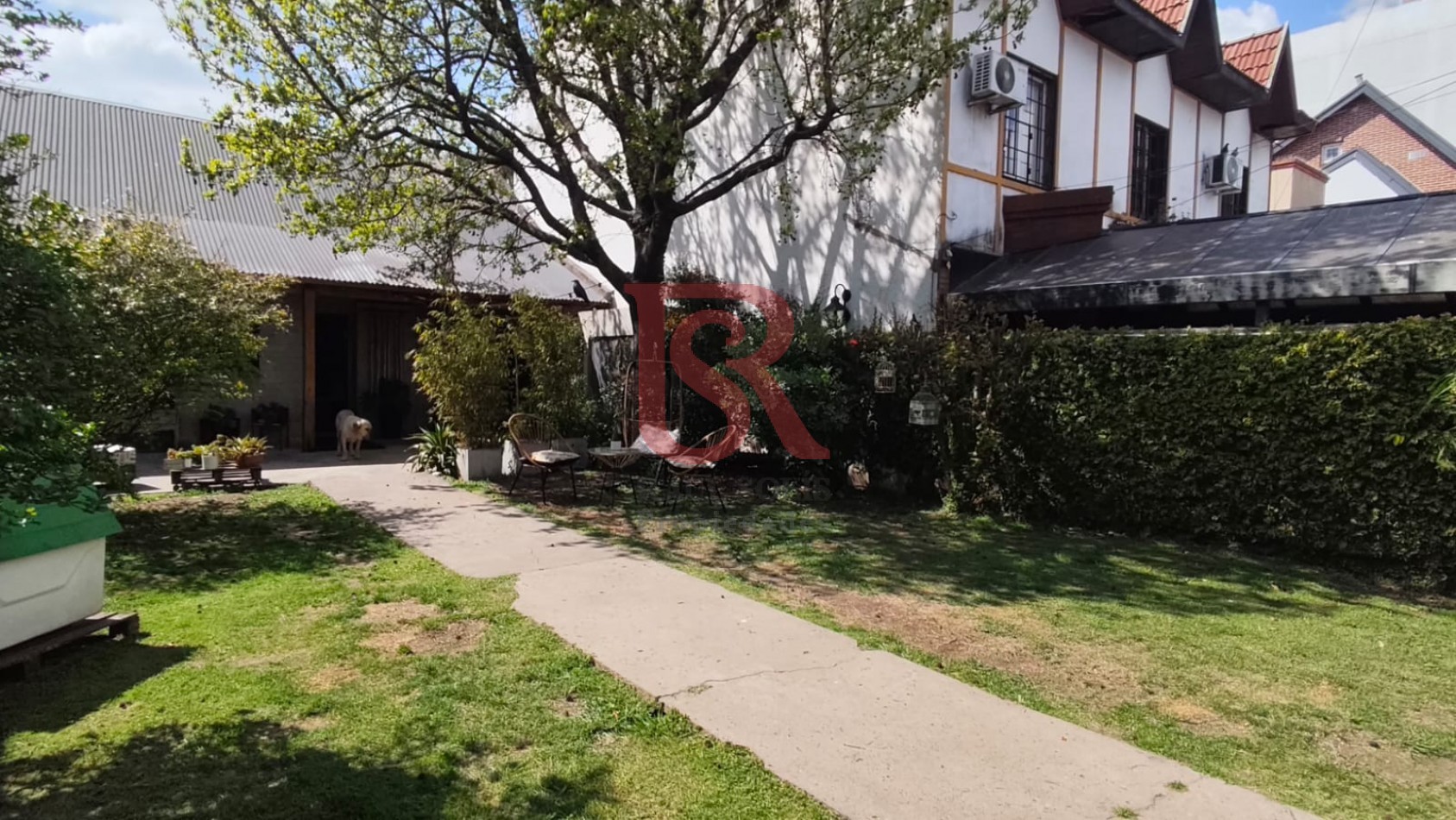 DN - Excelente ubicacion, Casa 4 ambientes en venta, Quilmes!! Apta Credito
