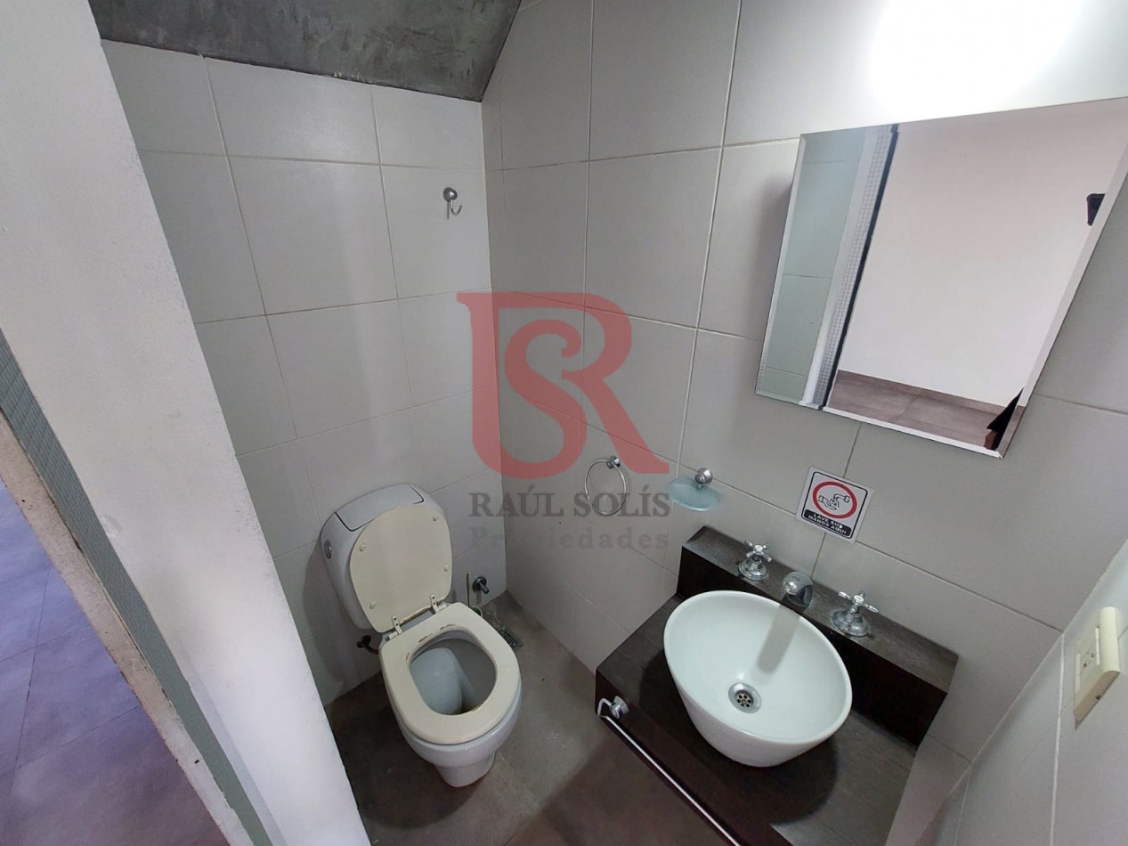 DN - Loft 2 ambientes con cochera en alquiler, Quilmes