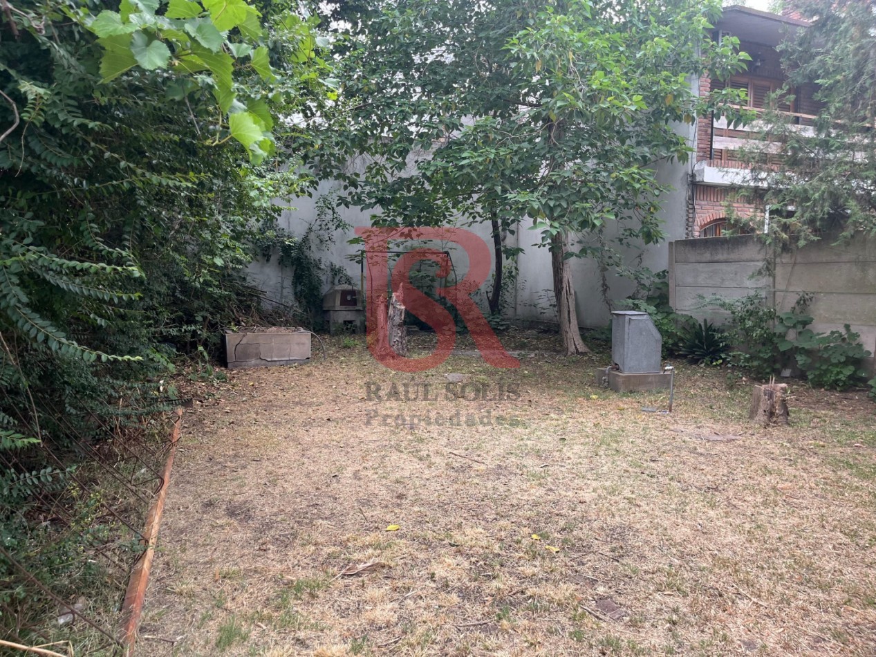 FV-Casa de 4 ambientes refaccionada con patio 