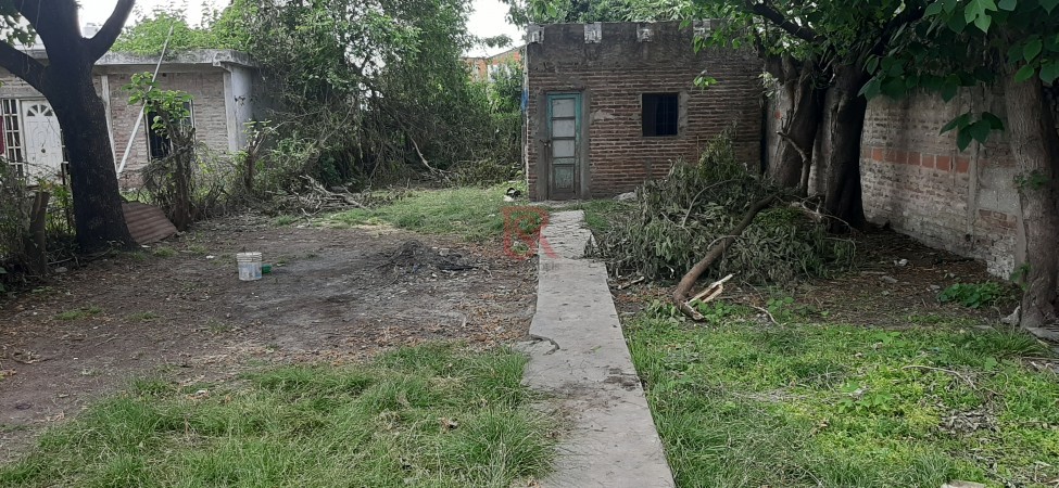 Lote en venta para reciclar en Quilmes Oeste