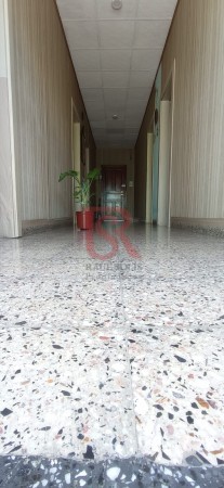 VENTA DE CASA  6 AMB COCHERA Y NEGOCIO