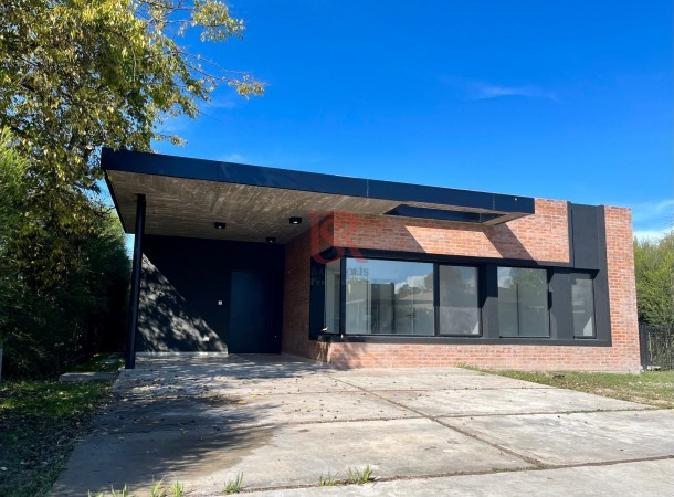 casa en venta 4 ambientes, industrial moderna,  La Reserva de Hudson